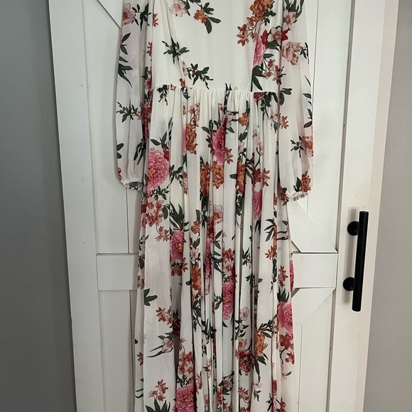 Red Dress Flowers That Be Floral Maxi Dress - Picture 3 of 6